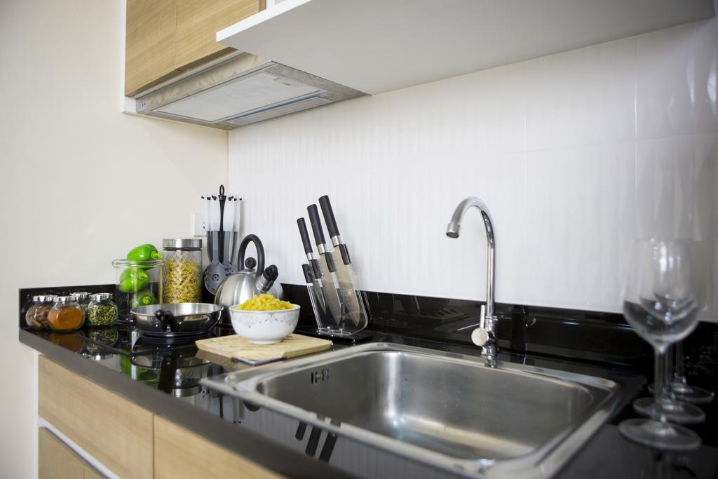 BBG Seaside Luxurious Service Apartment Bangsaen Chambre photo