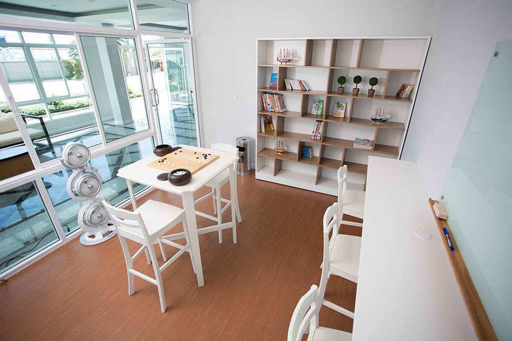 BBG Seaside Luxurious Service Apartment Bangsaen Extérieur photo