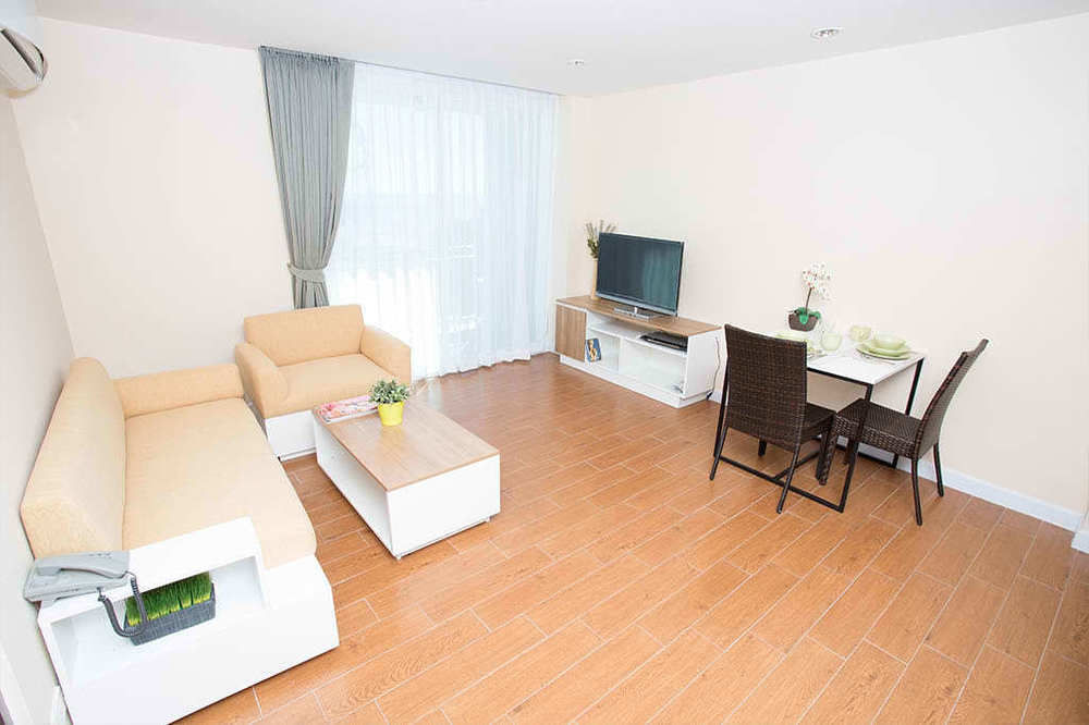 BBG Seaside Luxurious Service Apartment Bangsaen Extérieur photo