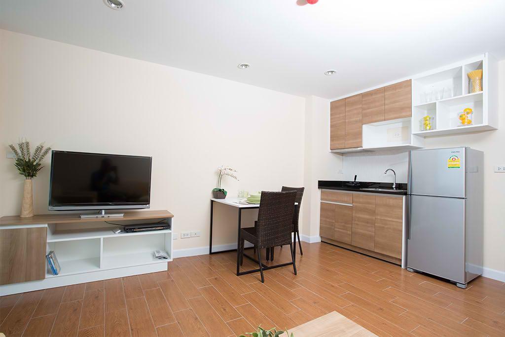 BBG Seaside Luxurious Service Apartment Bangsaen Extérieur photo