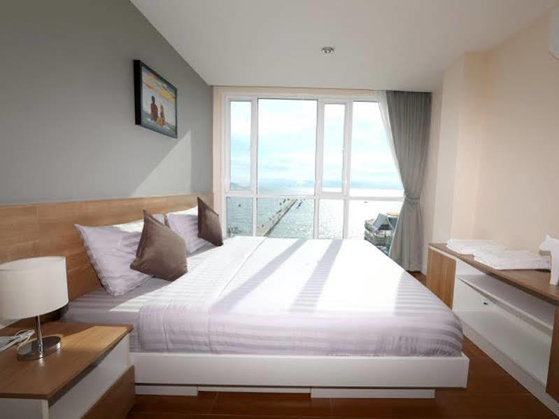 BBG Seaside Luxurious Service Apartment Bangsaen Extérieur photo
